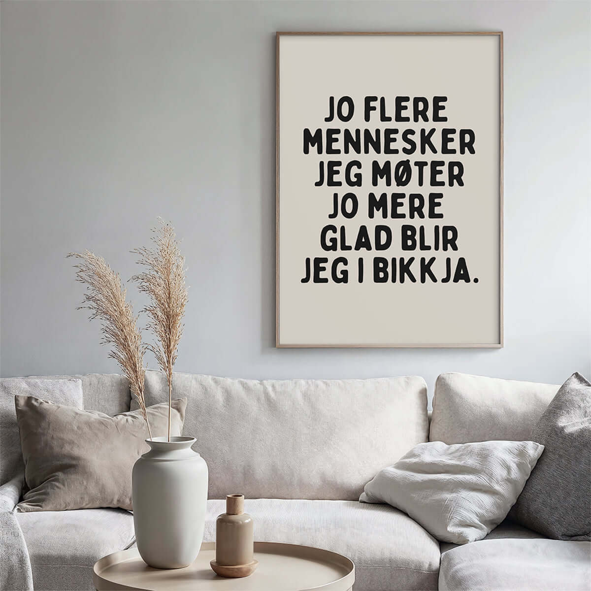 Jo flere mennesker jeg møter jo mere glad blir jeg i bikkja