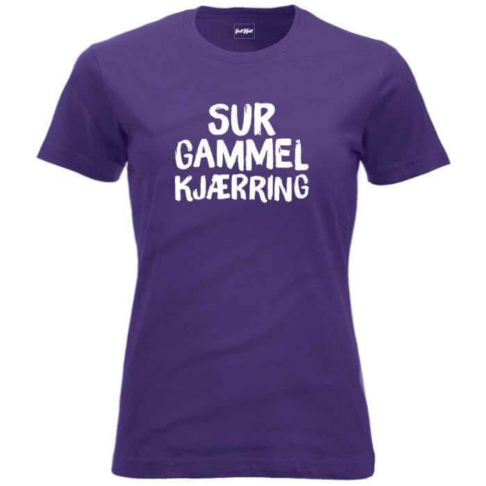 Sur gammel kjærring.
