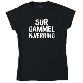 Sur Gammel Kjærring – dame T-skjorte – sort – Gildan 64000L