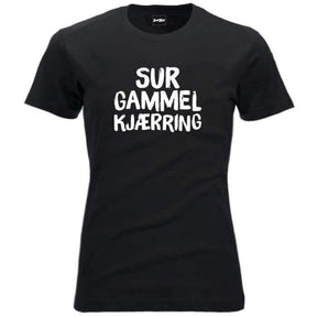 Sur gammel kjærring.