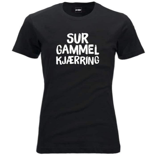 Sur gammel kjærring.