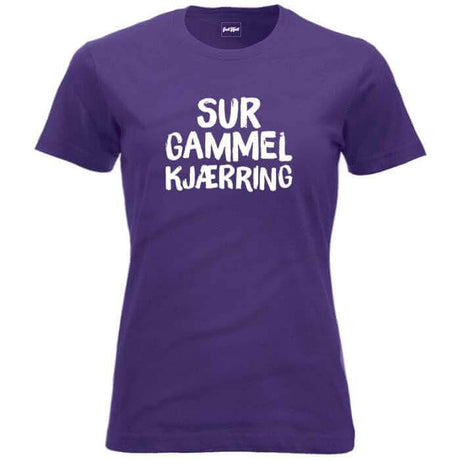 Sur gammel kjærring.